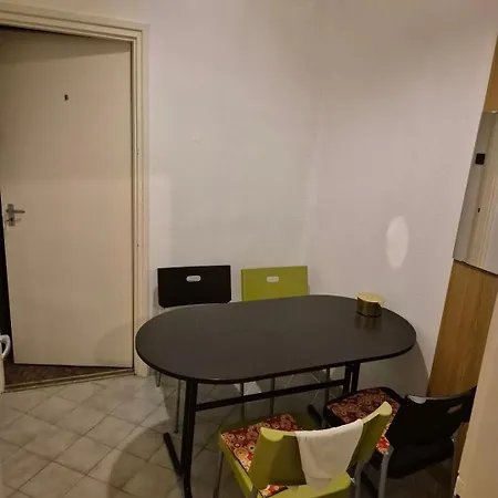 Parti Apartman